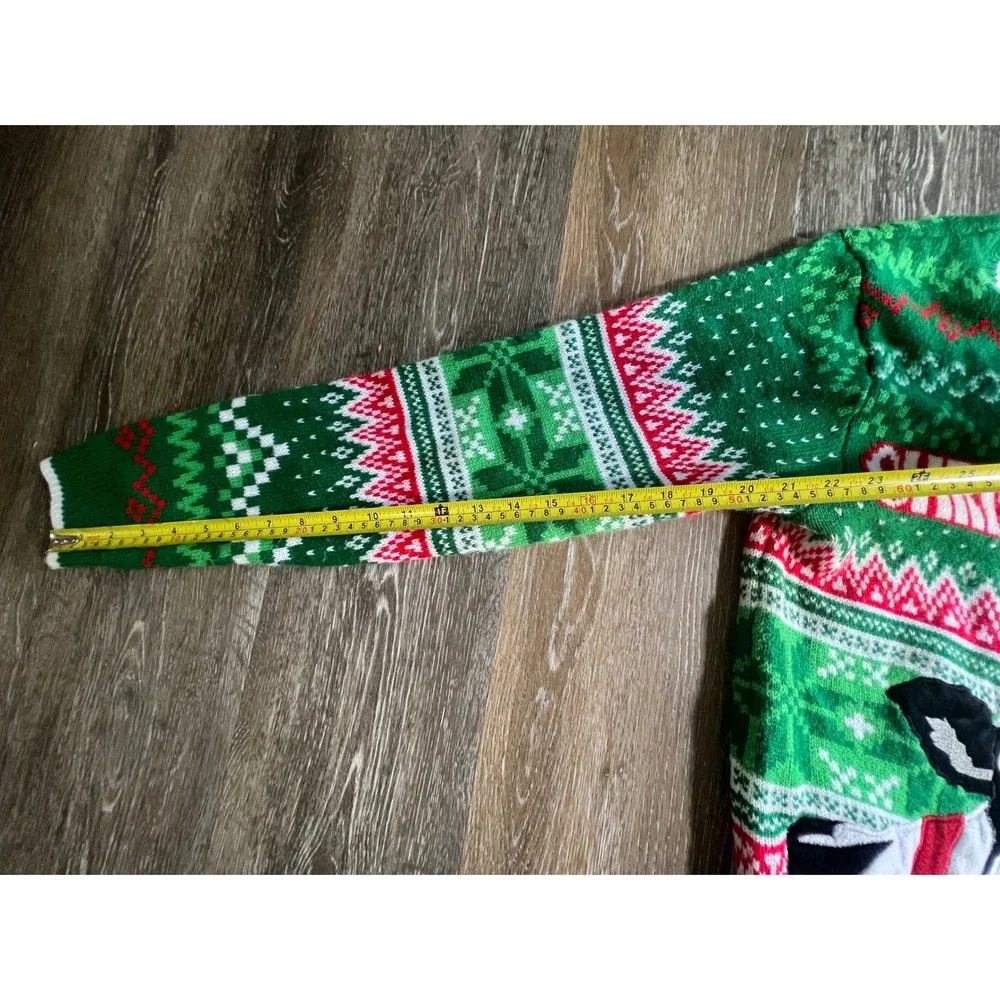 Holiday Time Cow Christmas Moood Sweater Mens Small Green Excellent Cowbell Knit